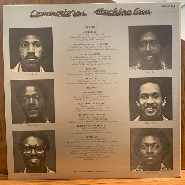 Commodores - Machine Gun